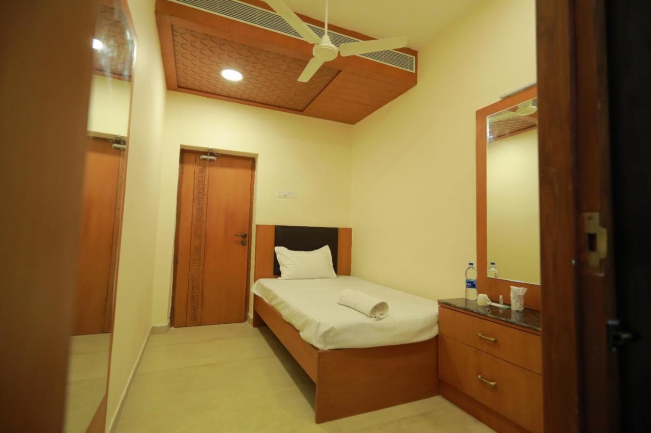 Hotel Ashok Palace Karūr Esterno foto