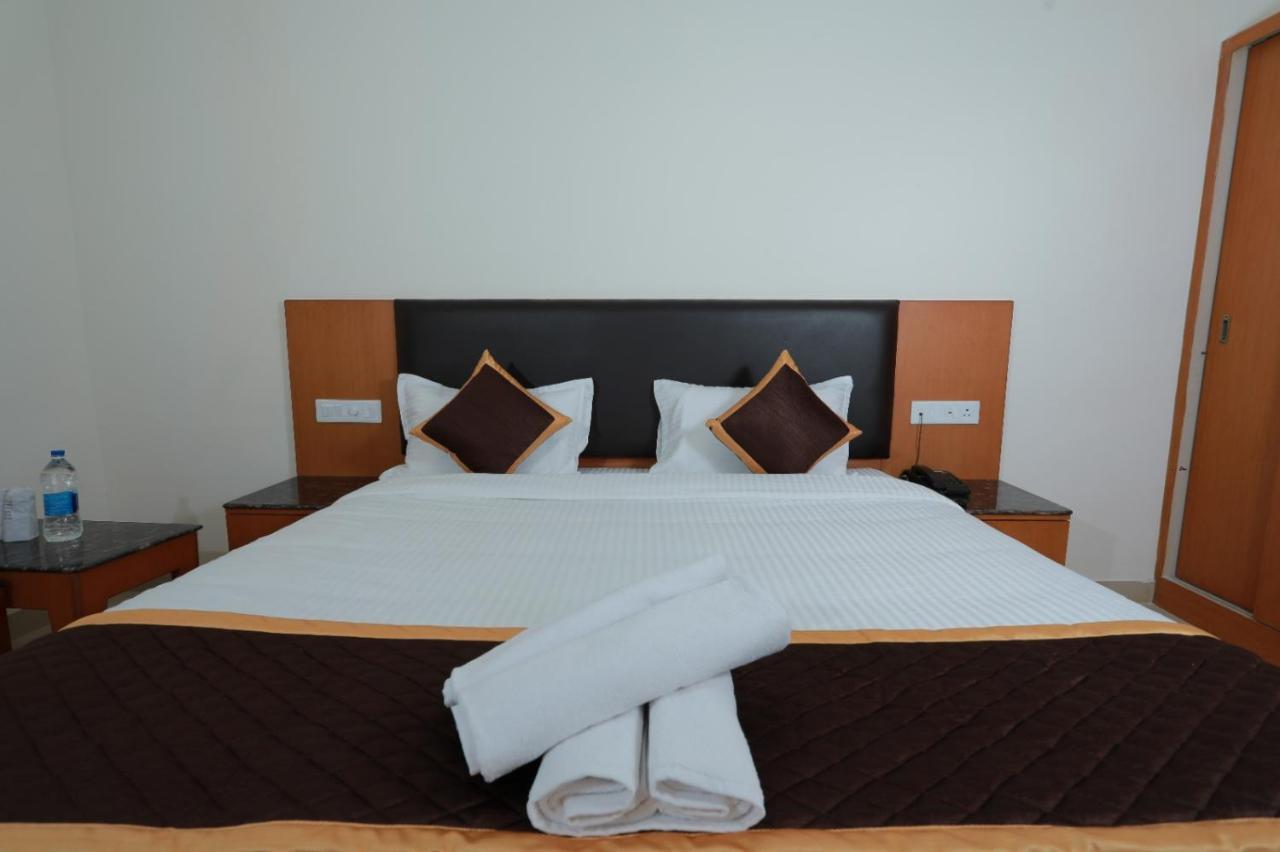 Hotel Ashok Palace Karūr Esterno foto