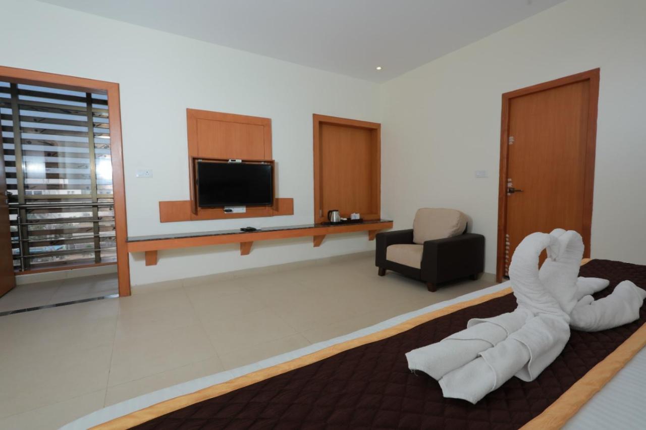 Hotel Ashok Palace Karūr Esterno foto